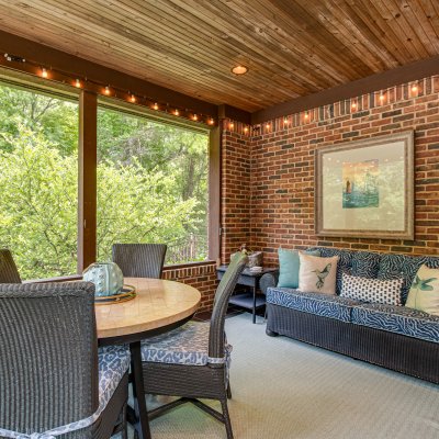 first-floor screened porch