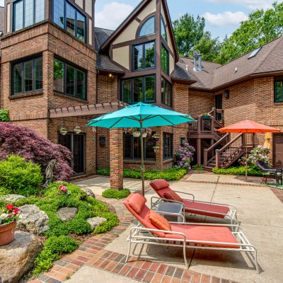 rear exterior pool patio